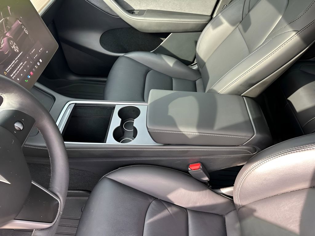 Used 2024 Tesla Model Y Long Range RWD image 20