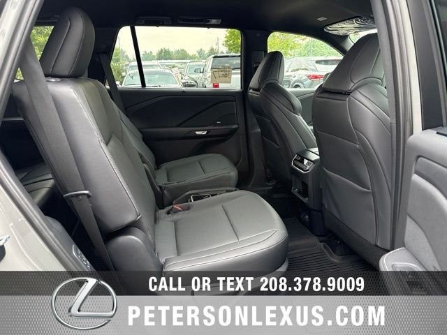 New 2026 Lexus TX 500h AWD w/ Technology Package image 18