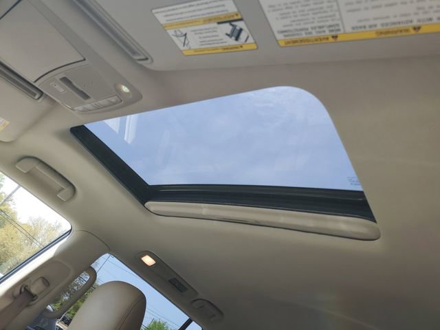 Certified 2024 Nissan Armada Platinum w/ Captain's Chairs Package image 5