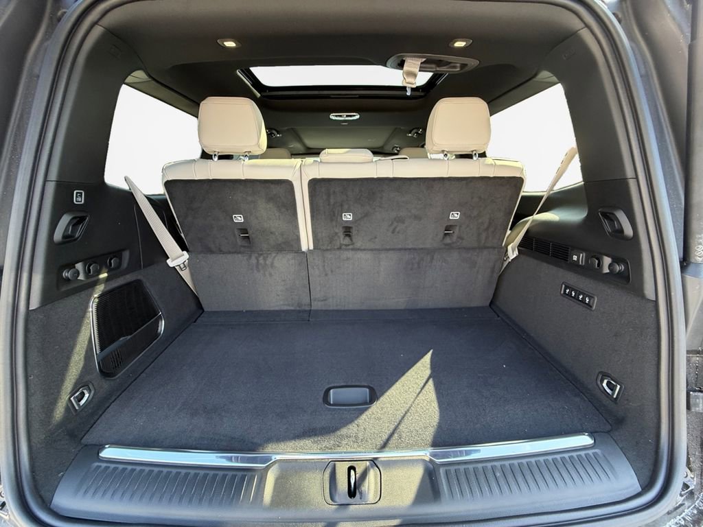 New 2026 Jeep Grand Wagoneer Summit image 36