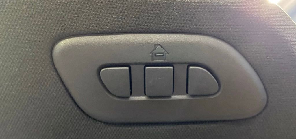 Used 2023 Chevrolet Corvette Stingray Preferred Cpe w/ 2LT image 35