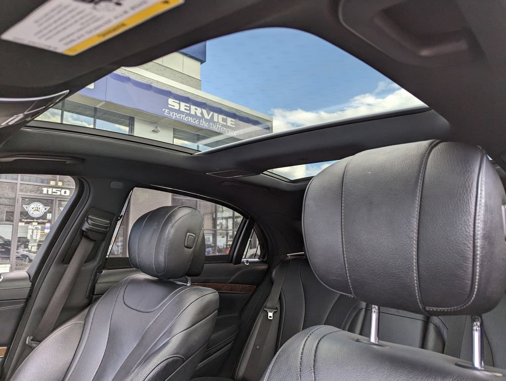 Used 2015 Mercedes-Benz S 550 4MATIC Sedan image 33