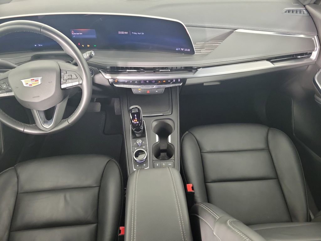 Used 2025 Cadillac XT4 Premium Luxury FWD image 16