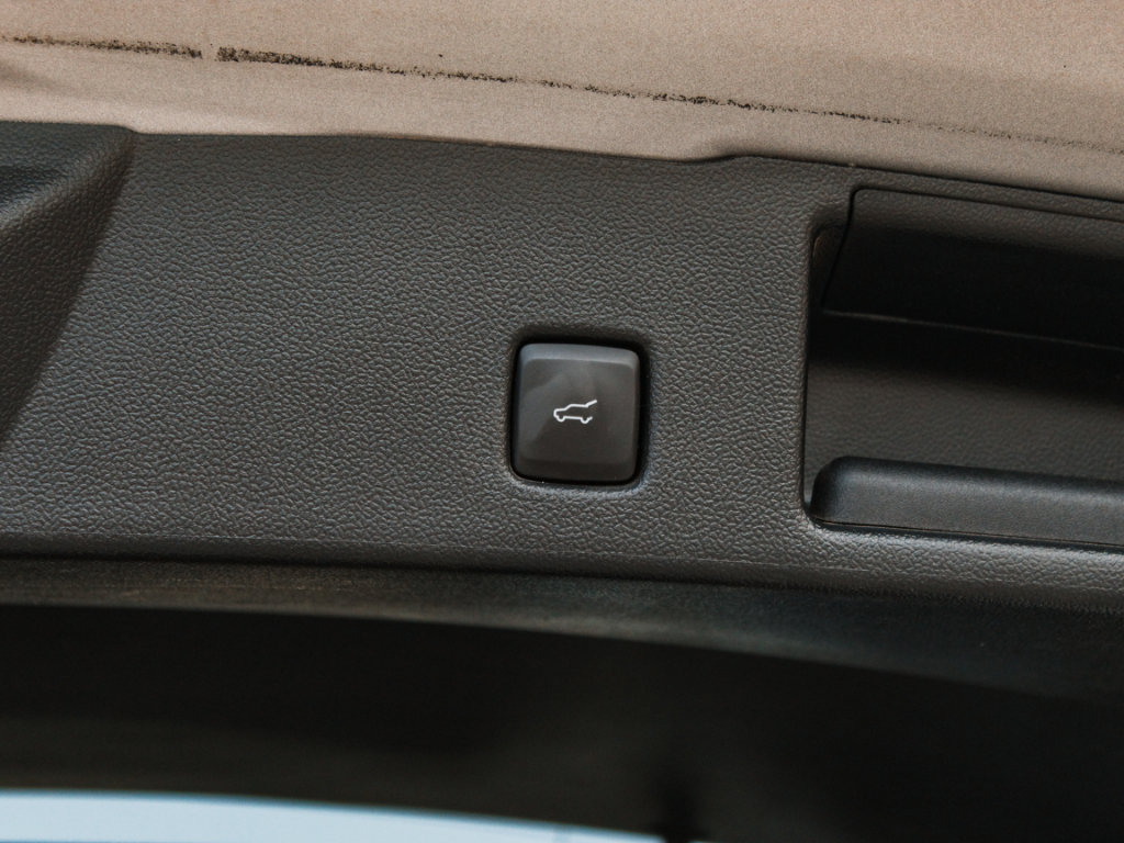 Used 2022 Ford Escape SEL FWD image 26
