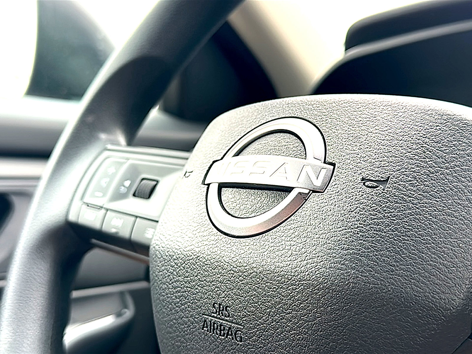 Certified 2025 Nissan Rogue S FWD image 30
