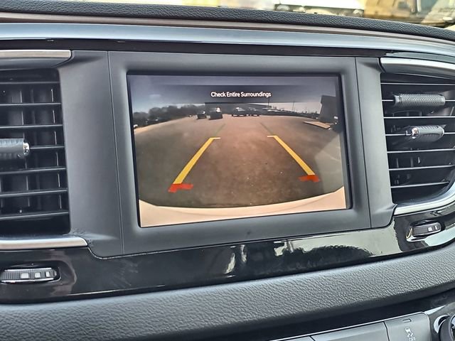Used 2023 Chrysler Voyager LX FWD image 27