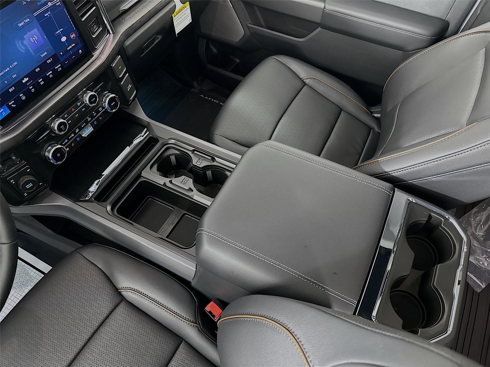 New 2026 Ford F250 Lariat w/ Black Appearance Package image 26