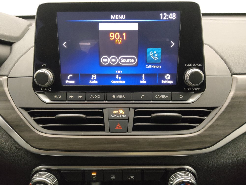 Used 2025 Nissan Altima 2.5 SV FWD image 25