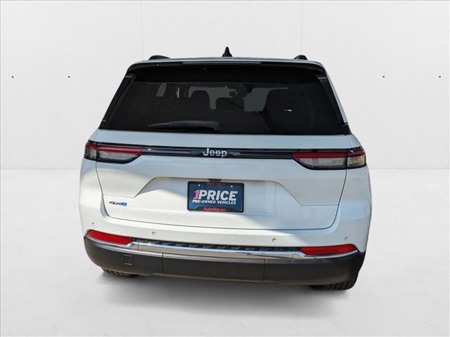 Used 2023 Jeep Grand Cherokee 4WD 4xe image 6