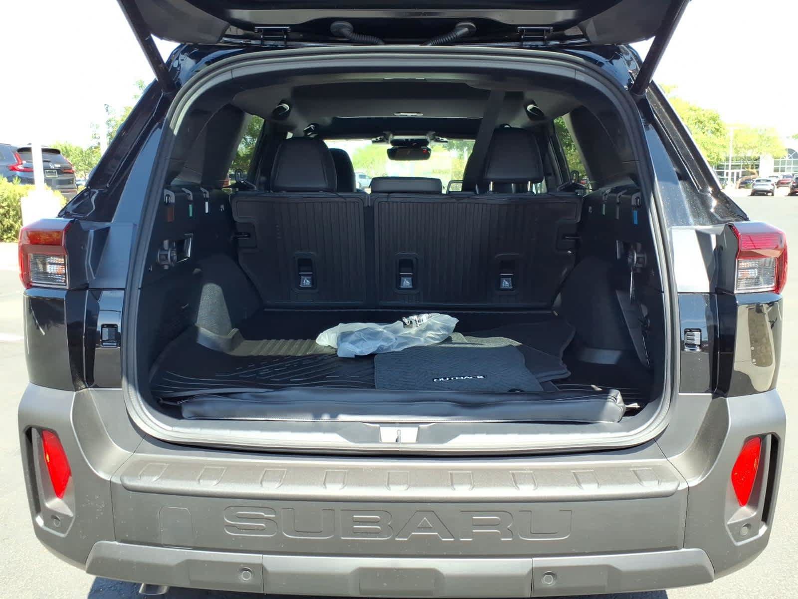 New 2026 Subaru Outback Limited AWD/4WD image 13