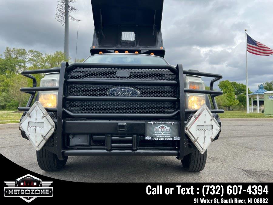 Used 2013 Ford F550 4x4 Crew Cab Super Duty w/ Payload Upgrade Pkg image 13