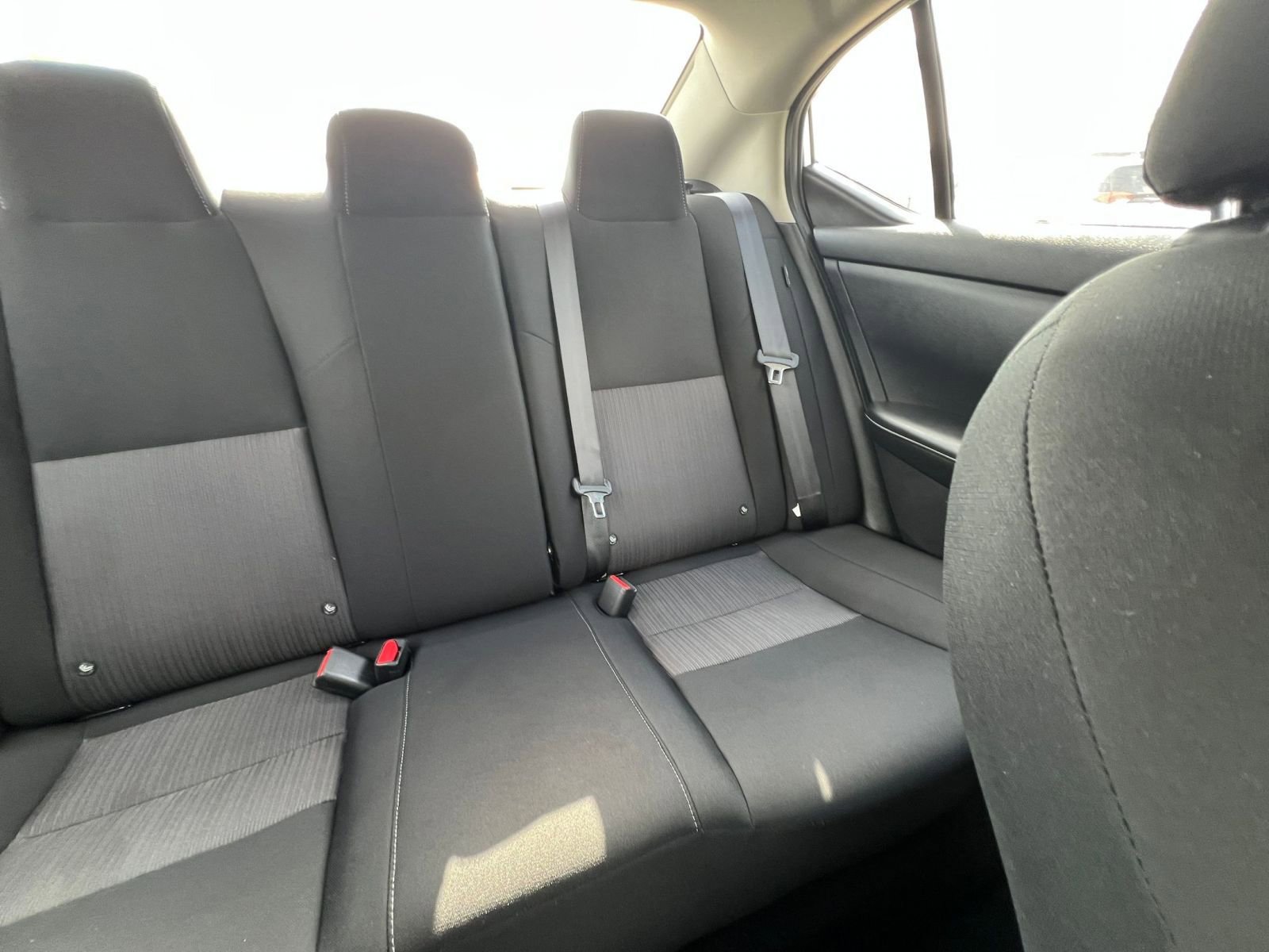 Used 2025 Nissan Sentra SV FWD image 42