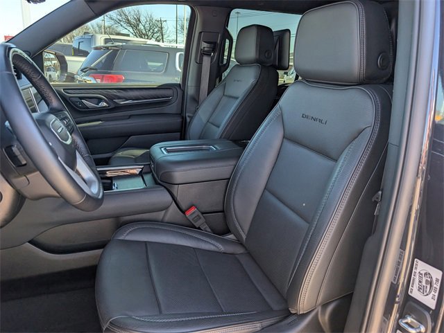 Certified 2024 GMC Yukon Denali w/ Advanced Technology Package image 24