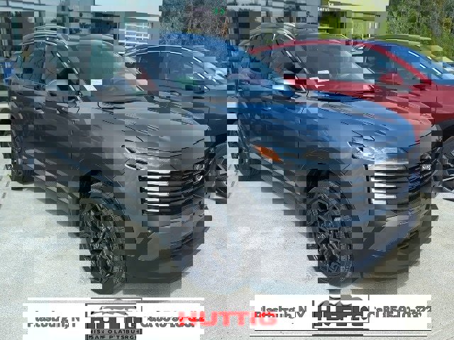 New 2025 Nissan Kicks SR w/ SR Premium Package image 1