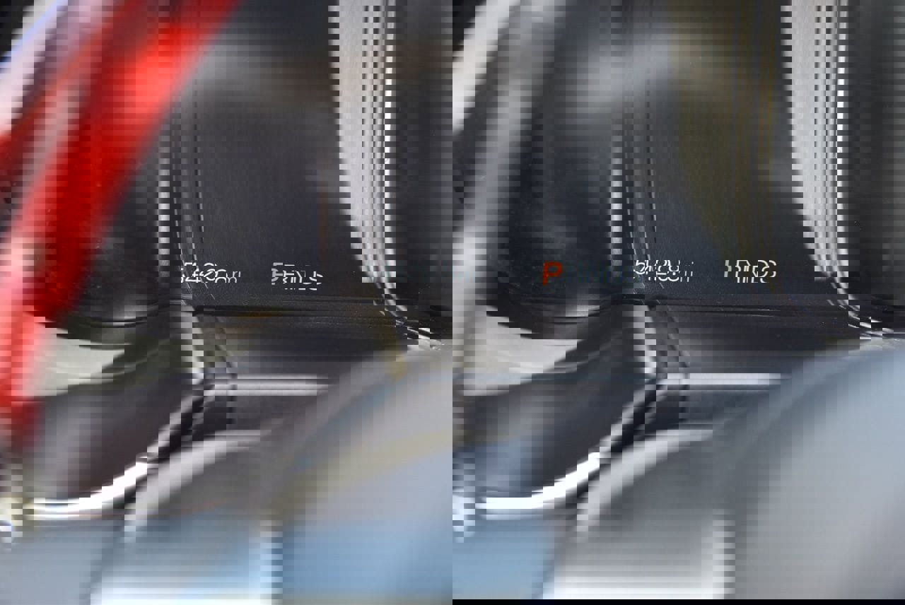 Used 2020 Ford Mustang GT Premium w/ Equipment Group 401A RWD image 9