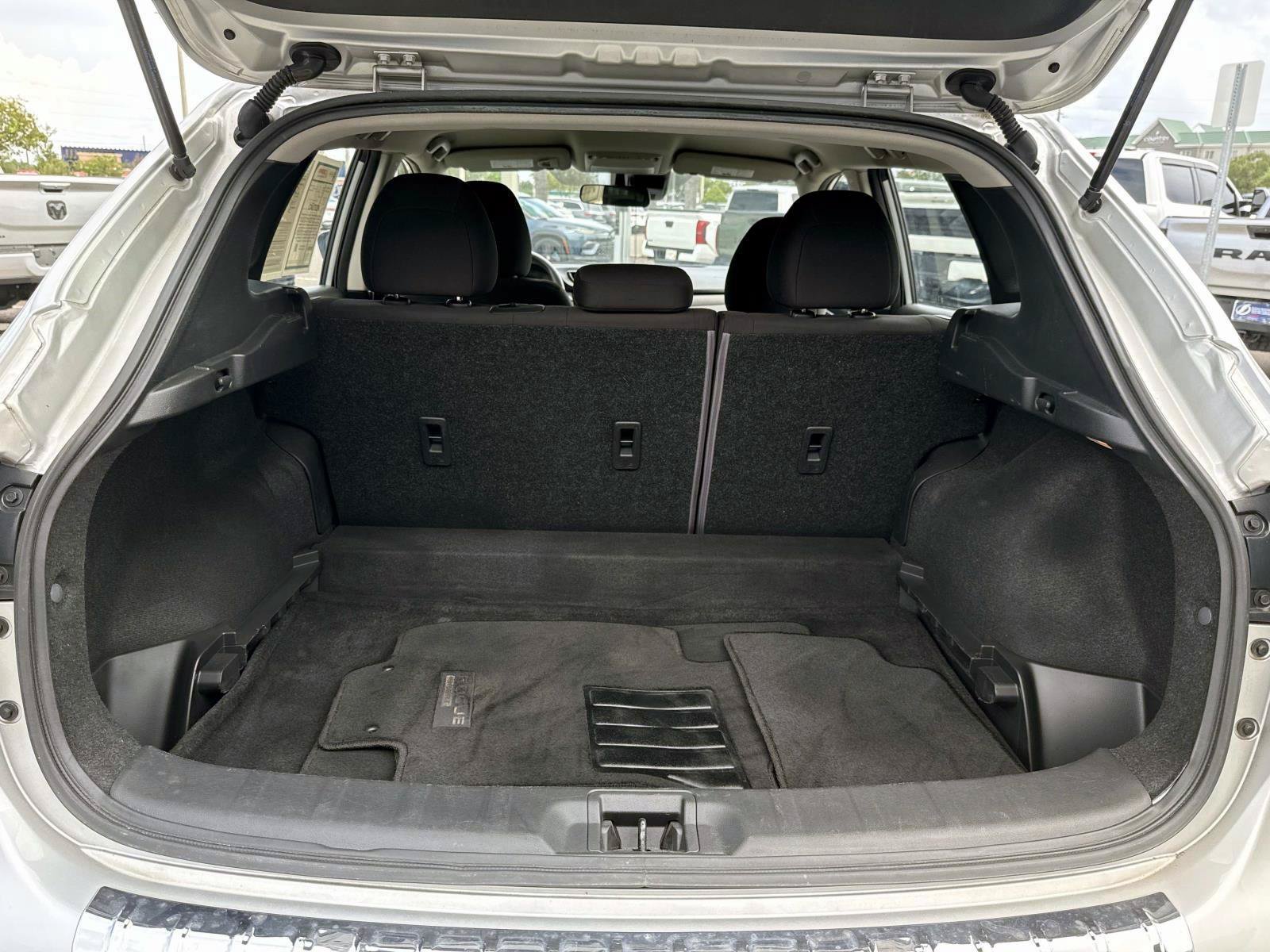 Used 2022 Nissan Rogue Sport S FWD image 10
