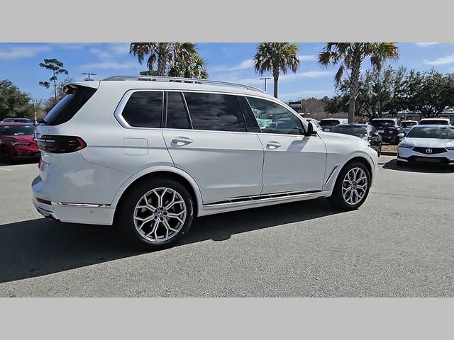 Used 2024 BMW X7 xDrive40i image 31
