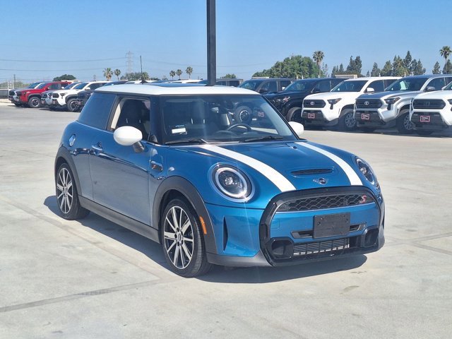Used 2024 MINI Cooper S FWD image 3