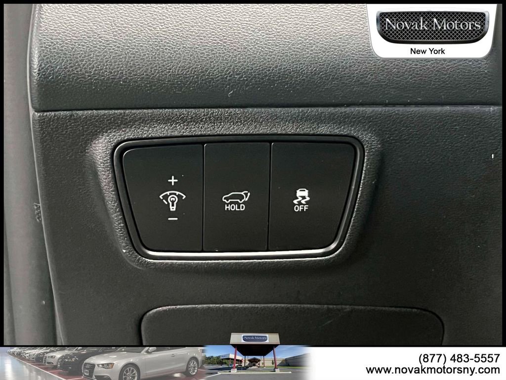 Used 2023 Hyundai Tucson Limited image 23