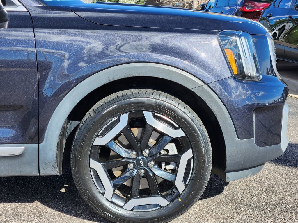 Used 2025 Kia Telluride S AWD/4WD image 29