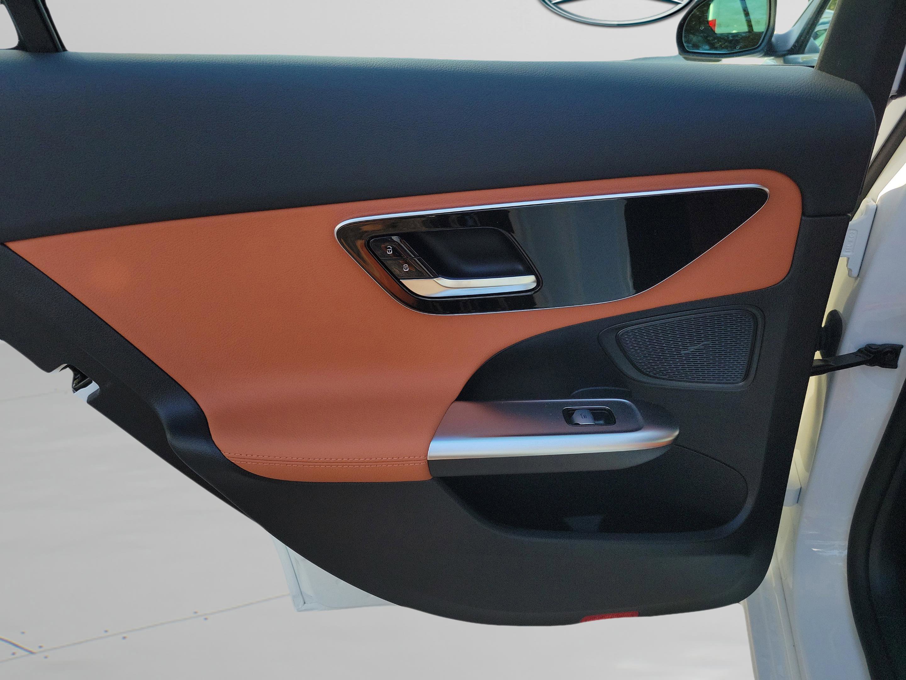 Certified 2025 Mercedes-Benz C 300 Sedan image 10