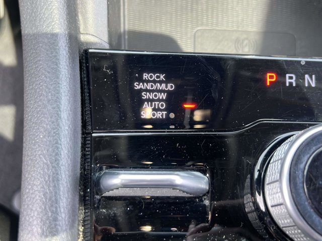 Used 2023 Jeep Grand Cherokee 30th Anniversary image 32