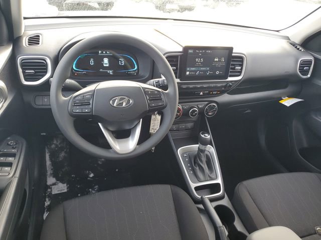 New 2026 Hyundai Venue SE image 9