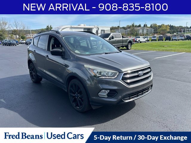 Used 2017 Ford Escape SE w/ Equipment Group 201A