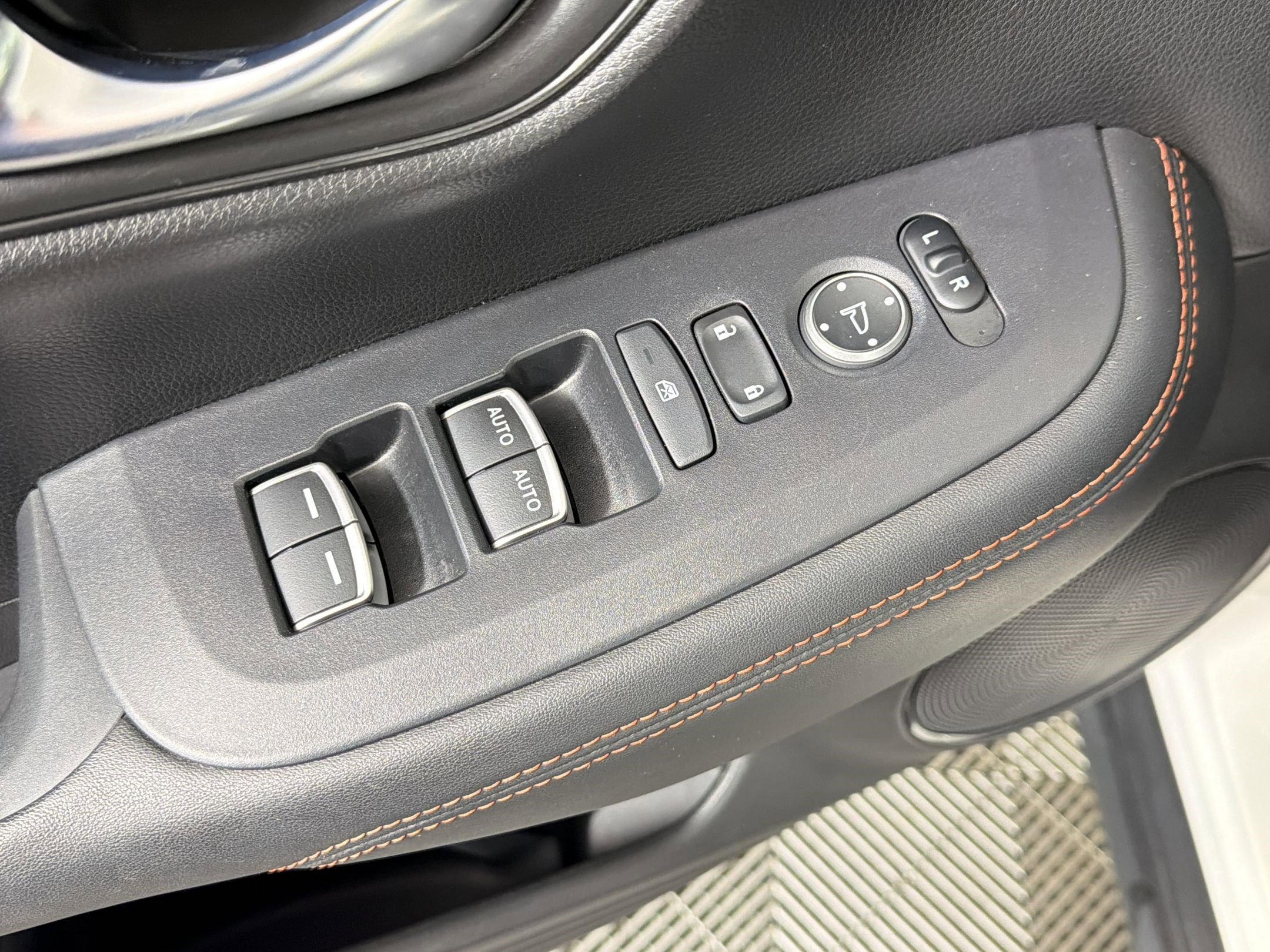 Used 2023 Honda HR-V Sport image 21