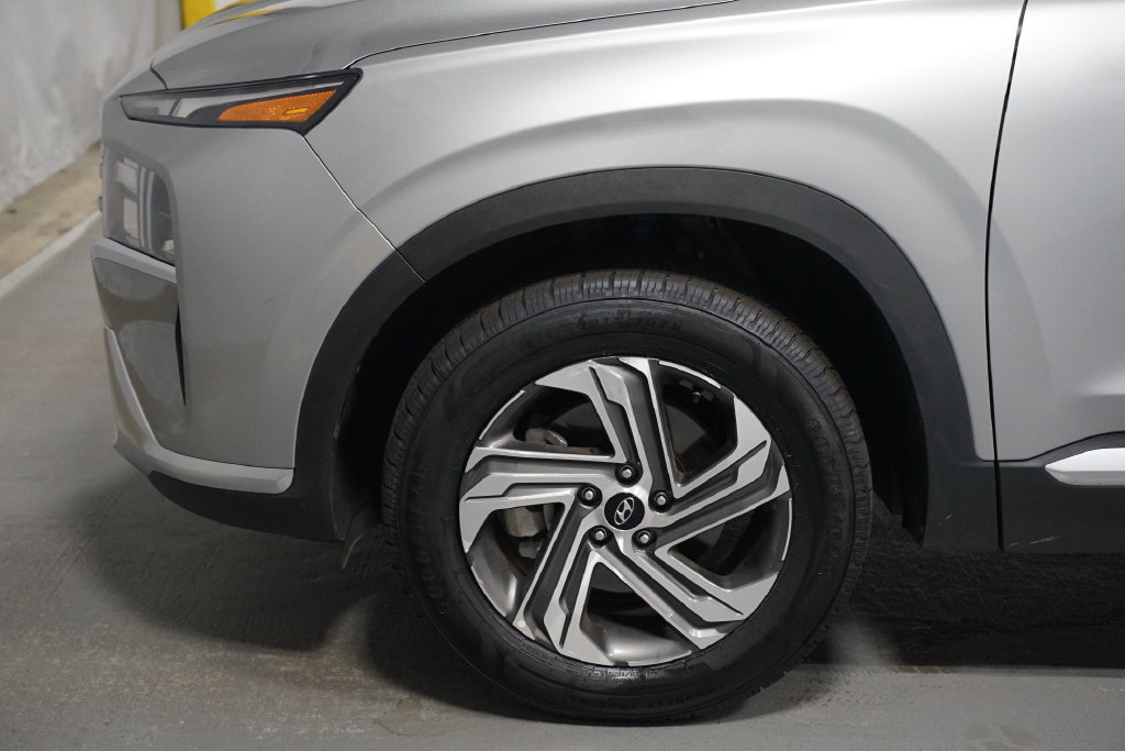Used 2023 Hyundai Santa Fe SEL w/ Premium Package AWD/4WD image 5