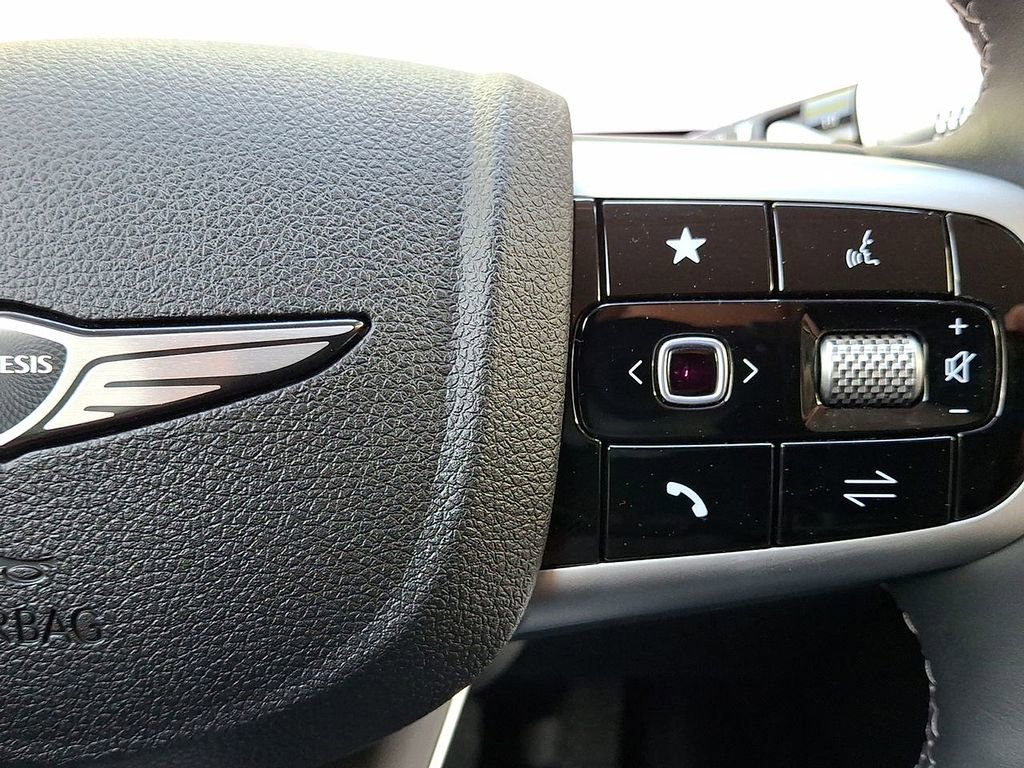 Used 2026 Genesis GV70 2.5T image 18