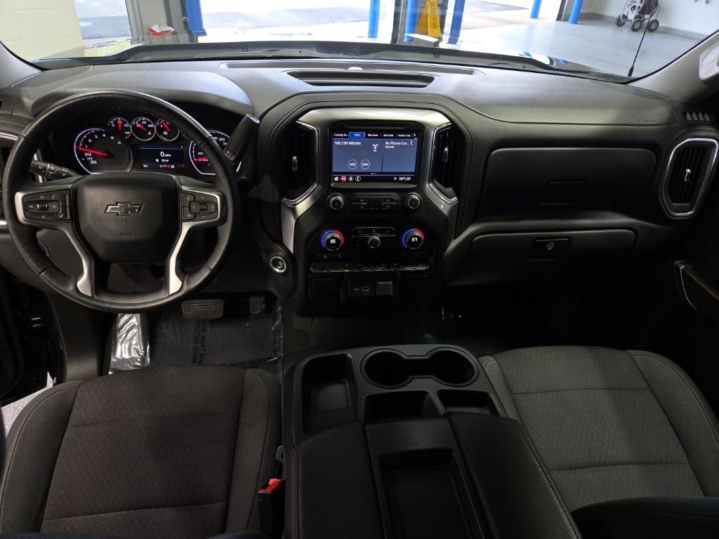 Used 2022 Chevrolet Silverado 1500 RST image 11