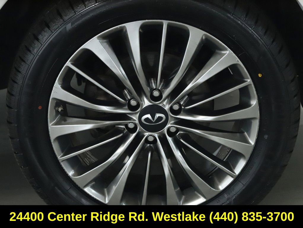 Used 2018 INFINITI QX80 2WD w/ Driver Assistance Package image 10