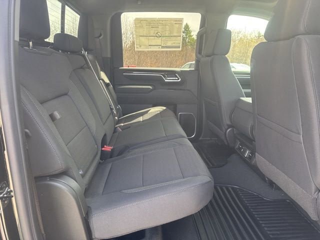 New 2026 GMC Sierra 2500 SLE w/ Preferred Package AWD/4WD image 35