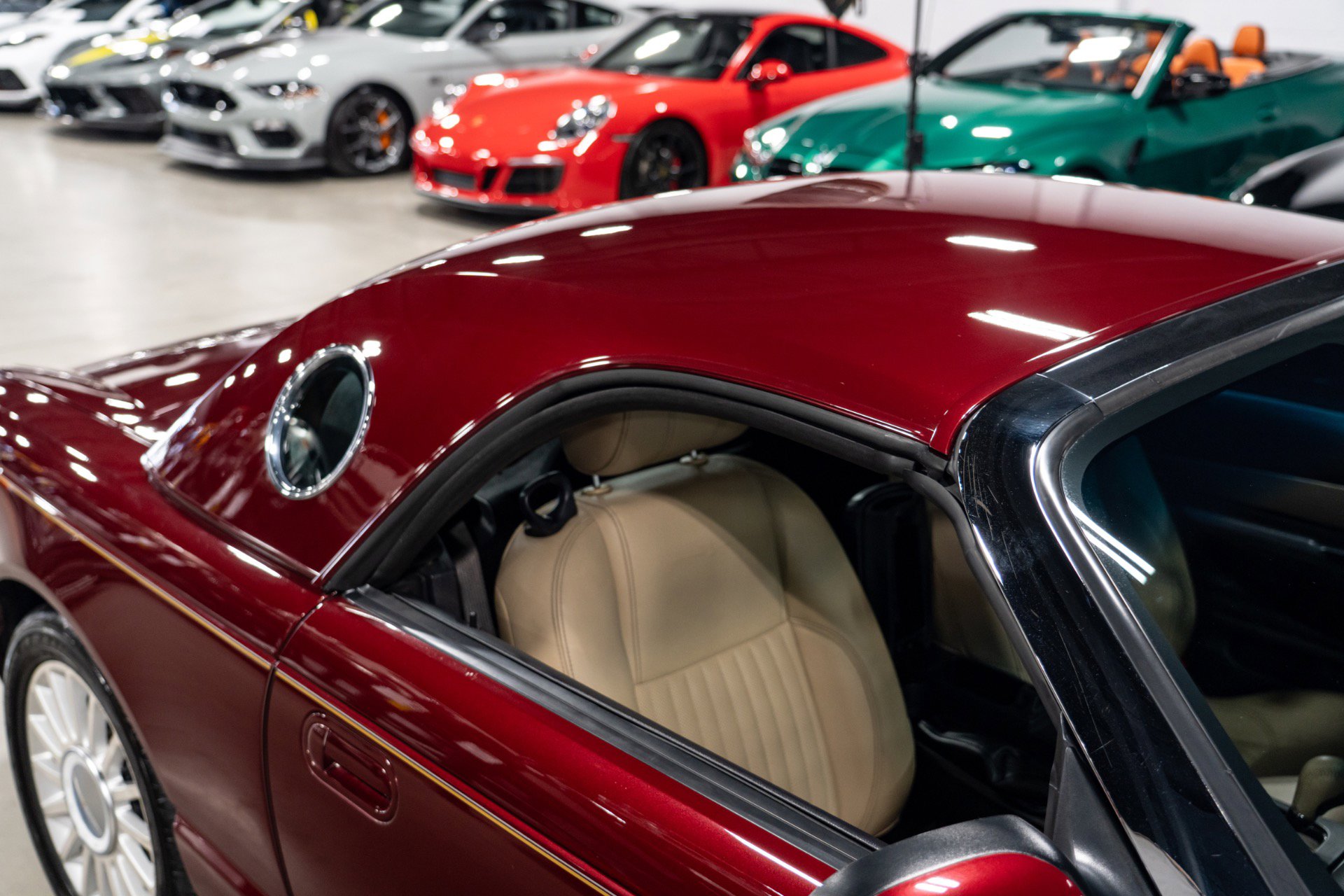 Used 2004 Ford Thunderbird Deluxe image 67