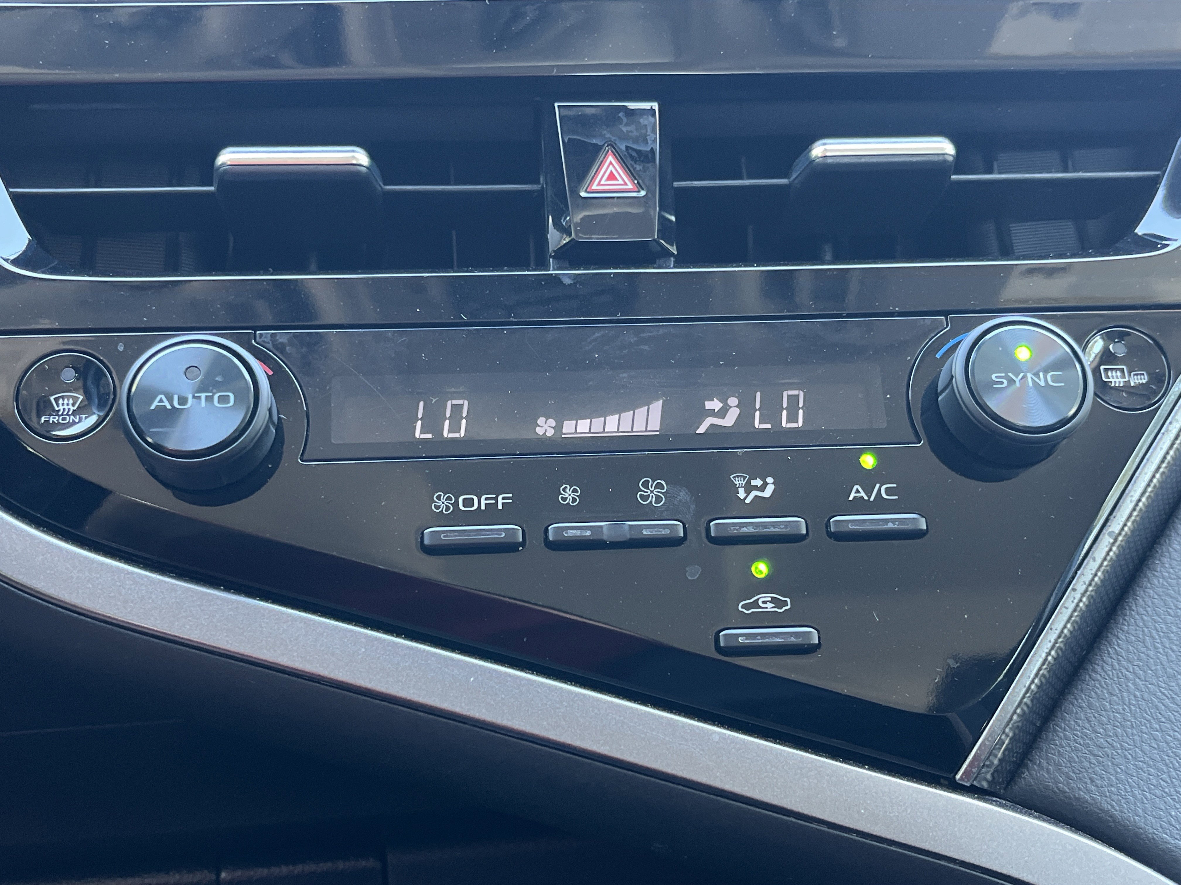 Used 2024 Toyota Camry XSE image 7