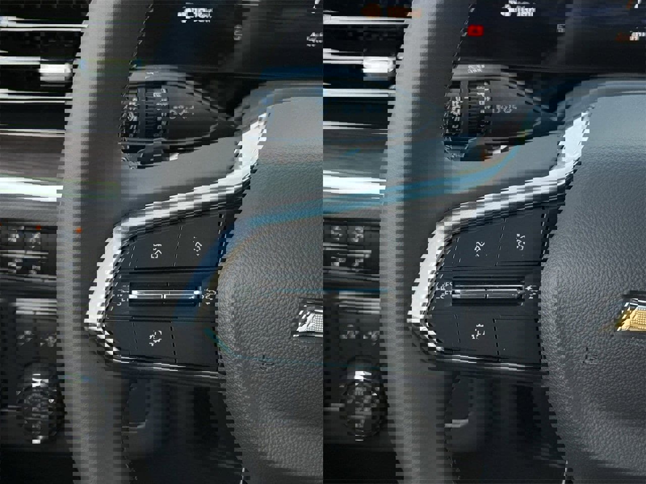 New 2026 Chevrolet Suburban Premier image 13