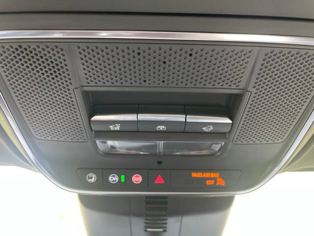 Used 2024 Chevrolet Traverse RS w/ LPO, Floor Liner Package image 33