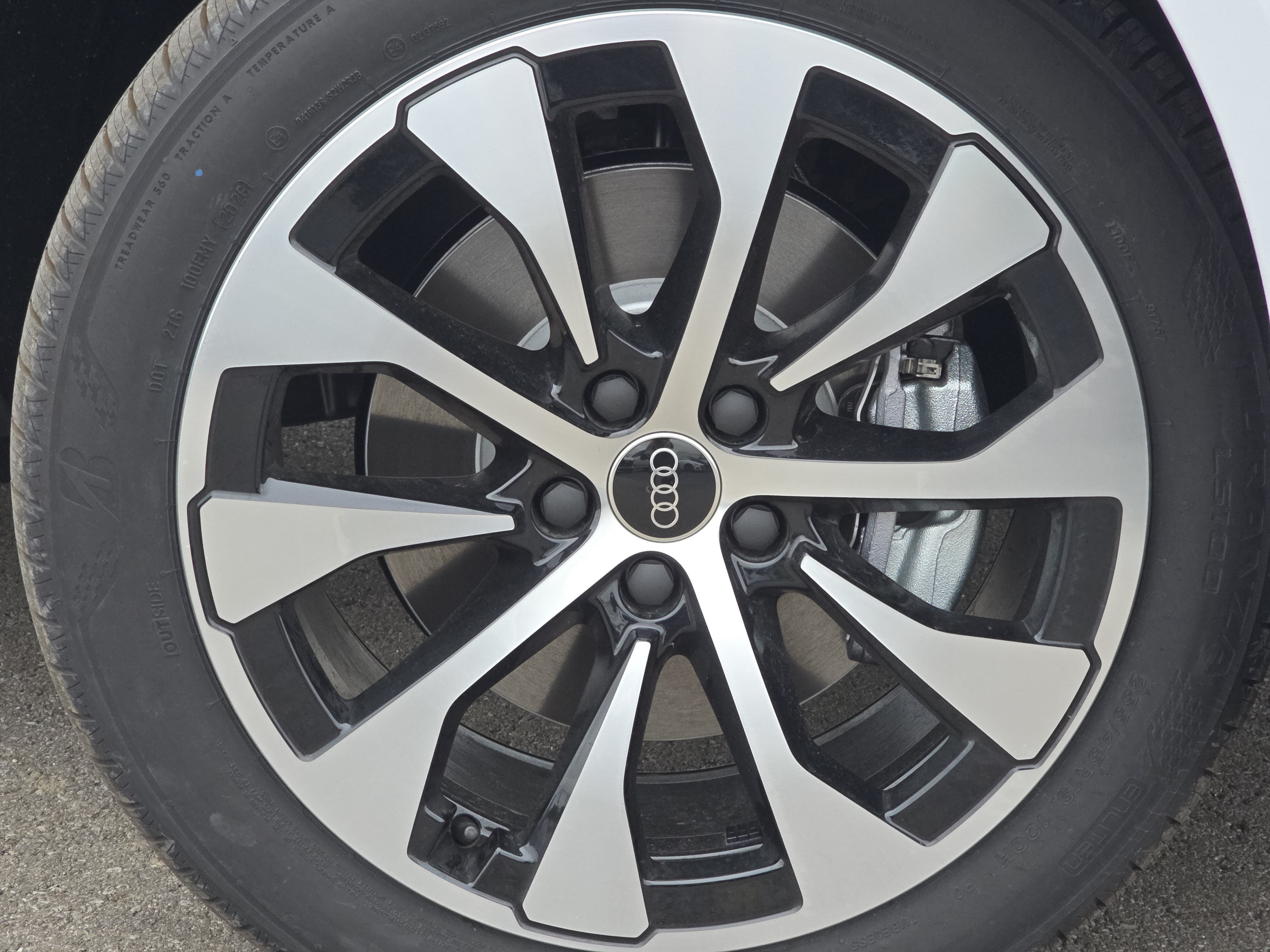 New 2026 Audi Q3 quattro 2.0T AWD/4WD image 16