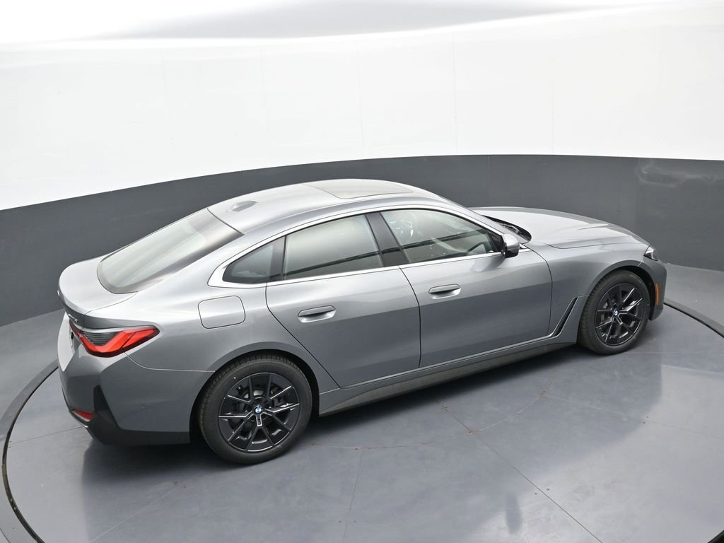 New 2026 BMW i4 xDrive40i w/ Premium Package AWD/4WD image 31