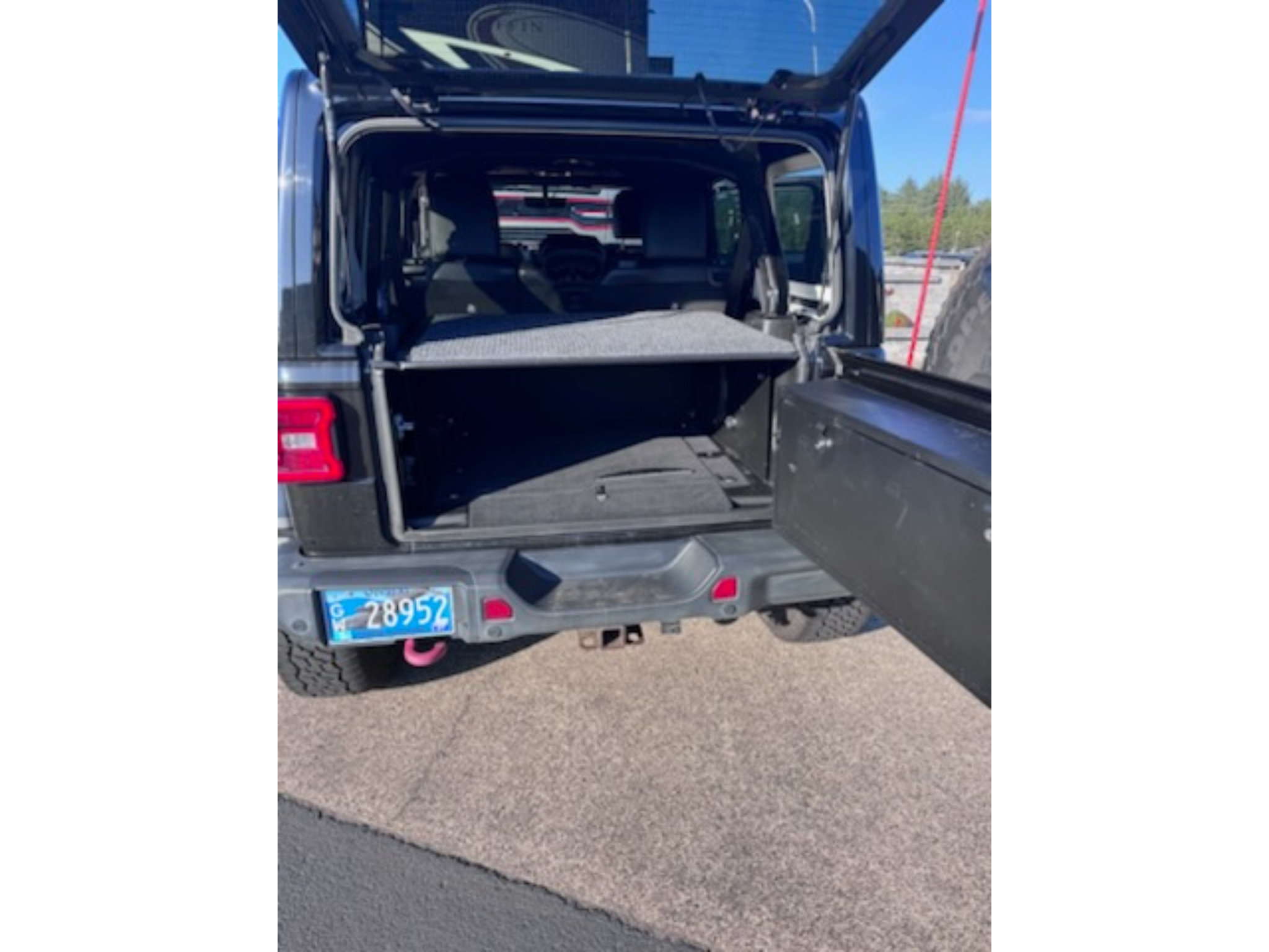 Used 2019 Jeep Wrangler Unlimited Rubicon AWD/4WD image 4