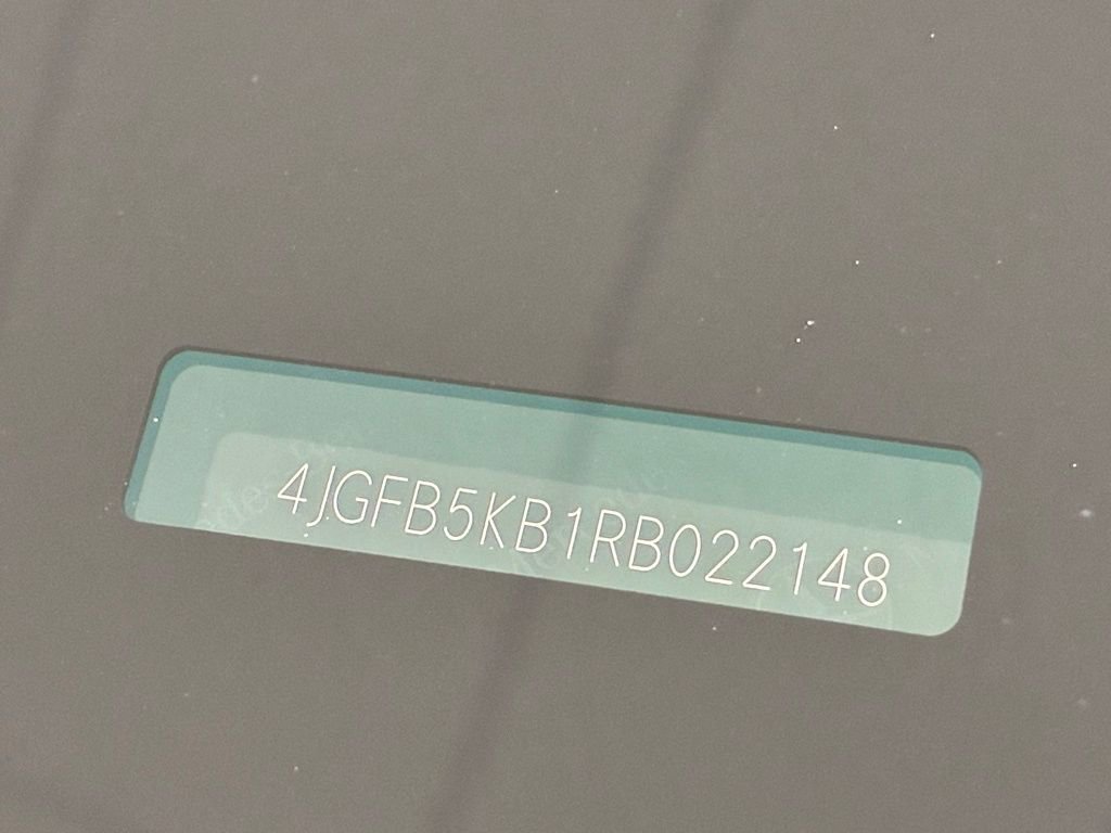 Used 2024 Mercedes-Benz GLE 450 4MATIC image 66