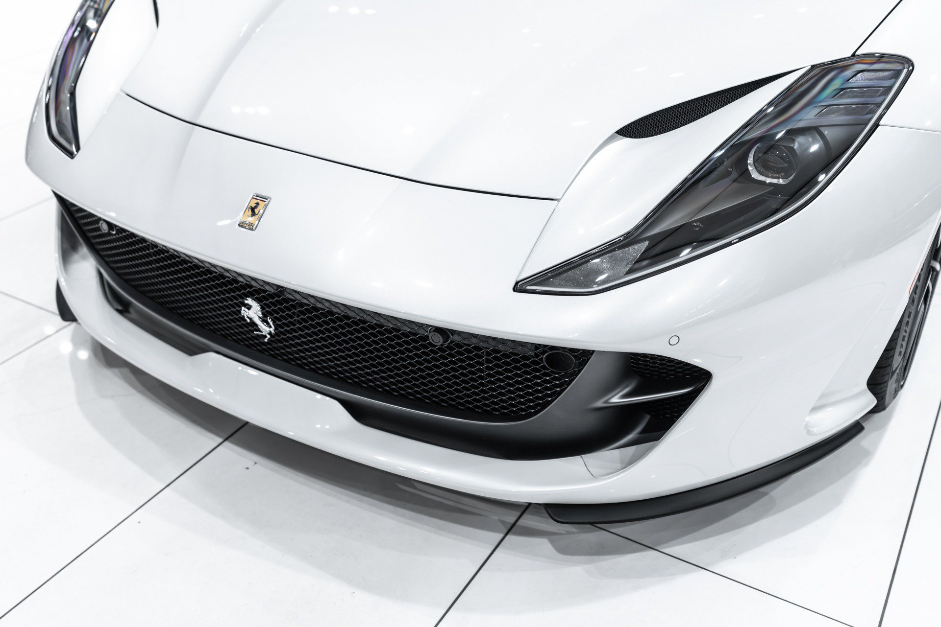 Used 2023 Ferrari 812 GTS RWD image 38
