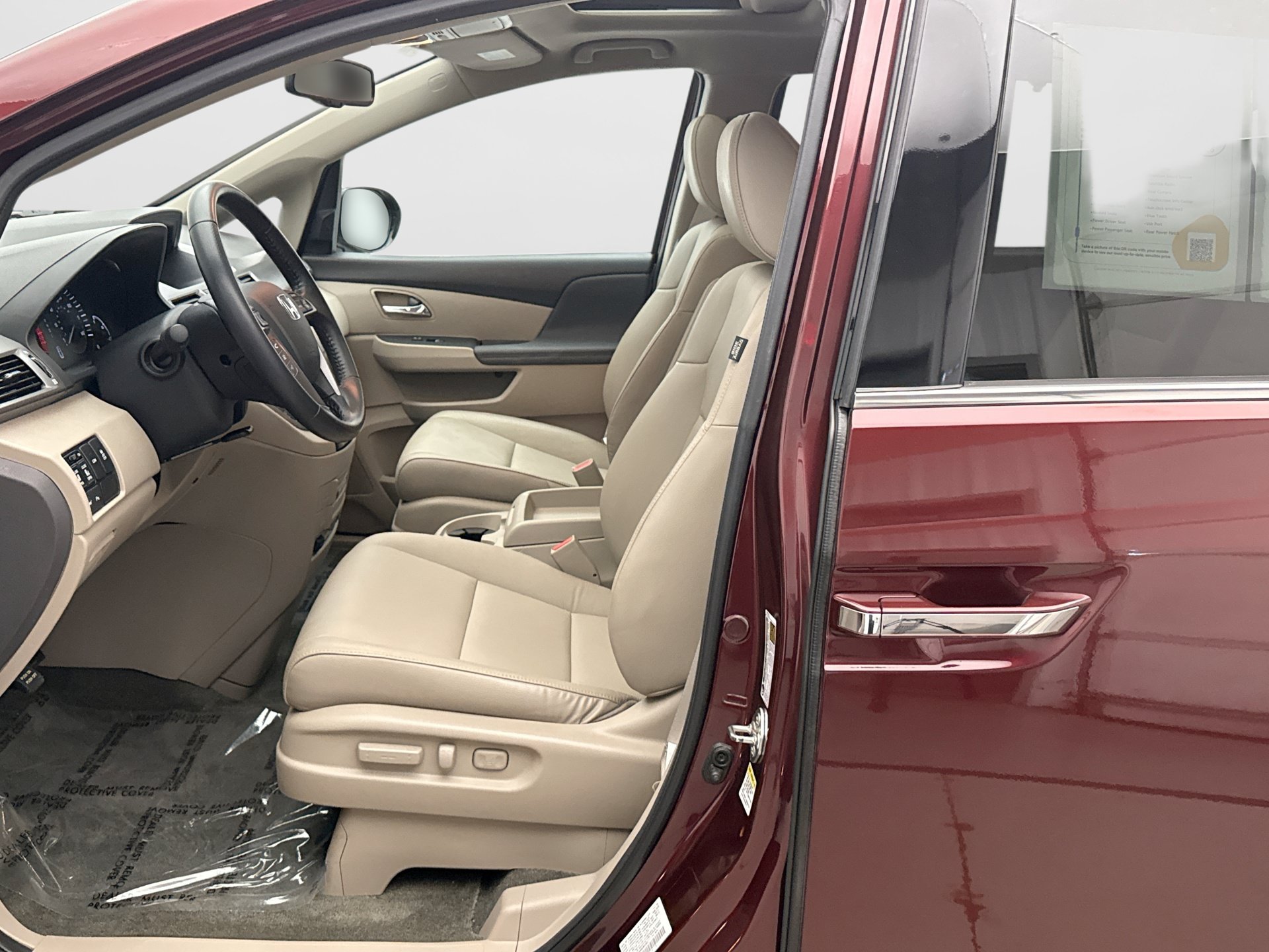 Used 2016 Honda Odyssey Touring Elite image 11