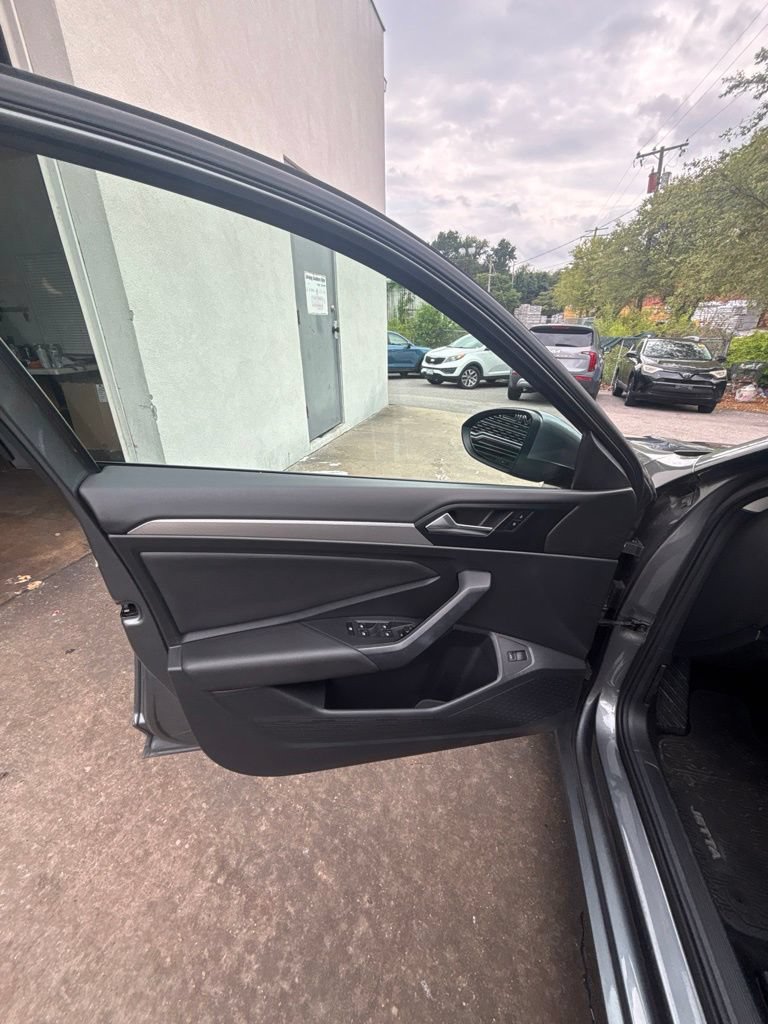 Used 2019 Volkswagen Jetta S w/ Driver Assistance Package FWD image 11