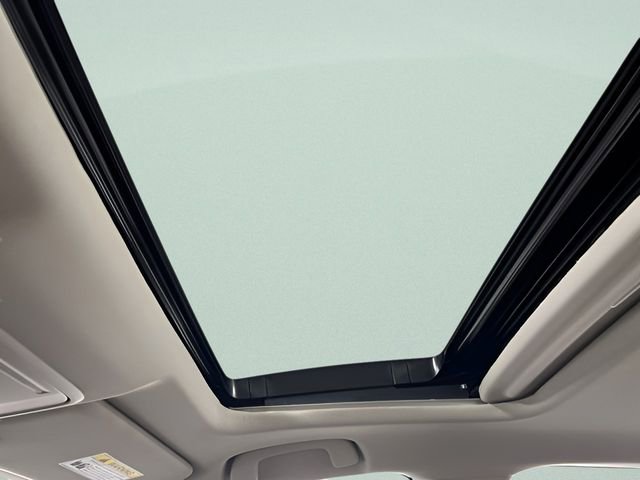 New 2025 Honda Accord SE image 12