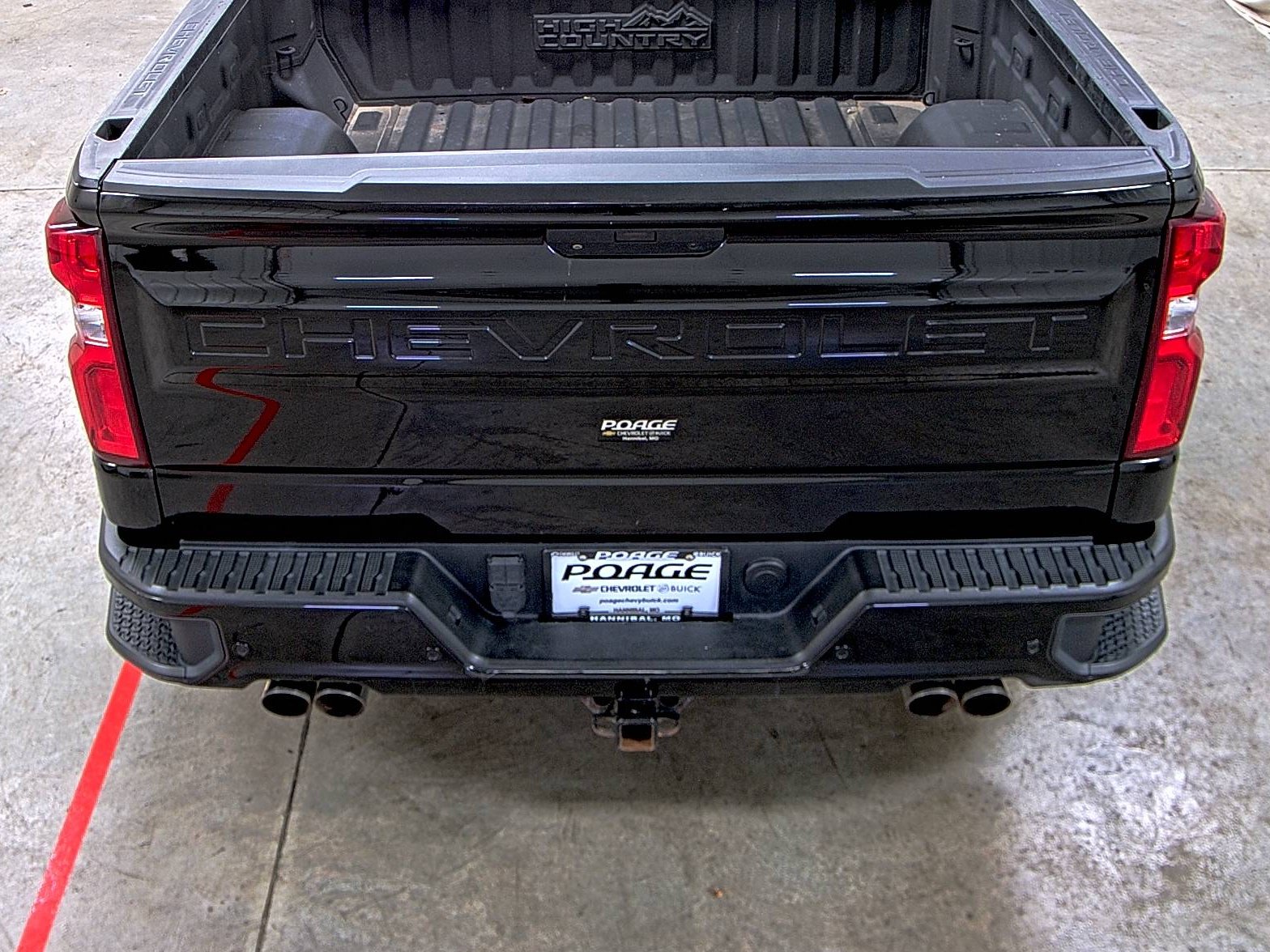 Used 2021 Chevrolet Silverado 1500 High Country w/ Technology Package AWD/4WD image 11