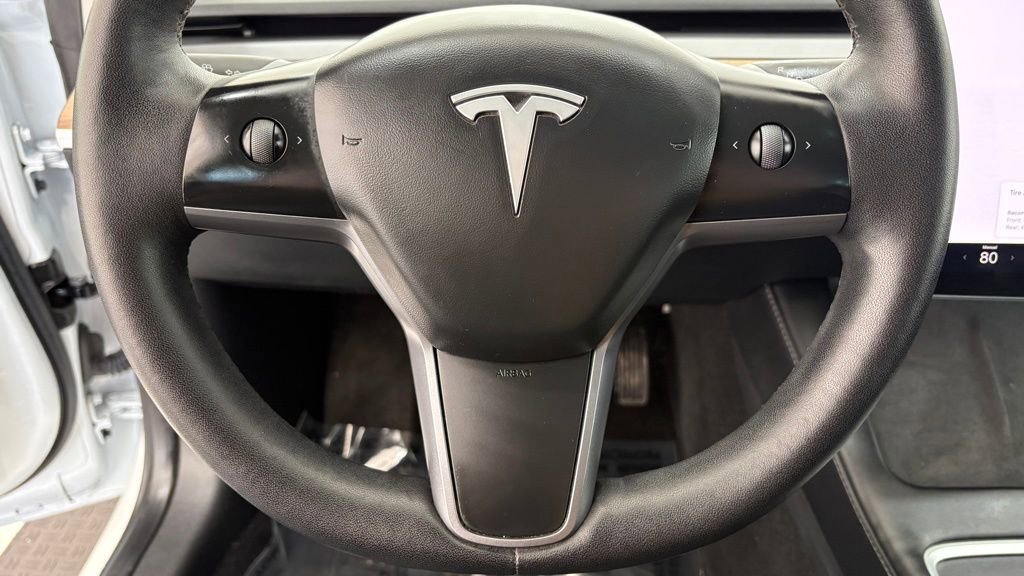 Used 2023 Tesla Model 3 Standard Range image 31