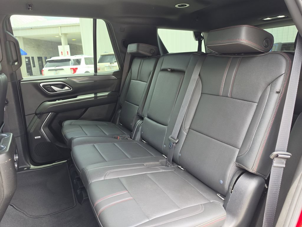 Used 2022 Chevrolet Tahoe RST AWD/4WD image 18