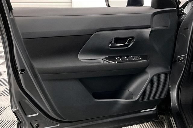 New 2026 Nissan Kicks S FWD image 27